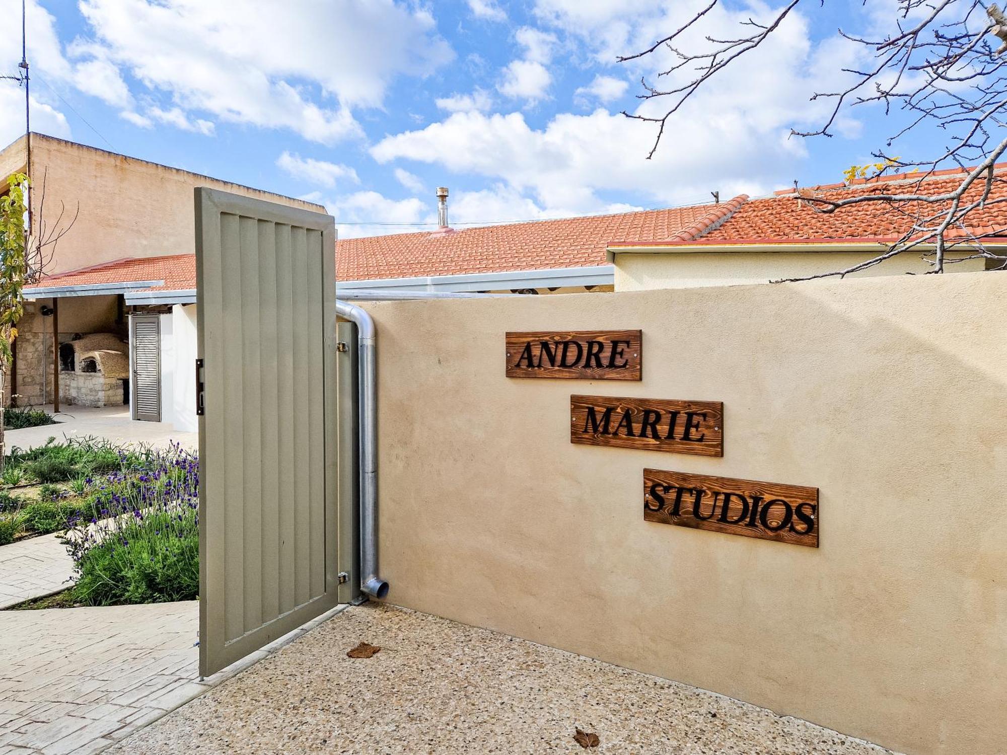 Apartamento Sanders Andre Marie Vasa Kilaniou Exterior foto